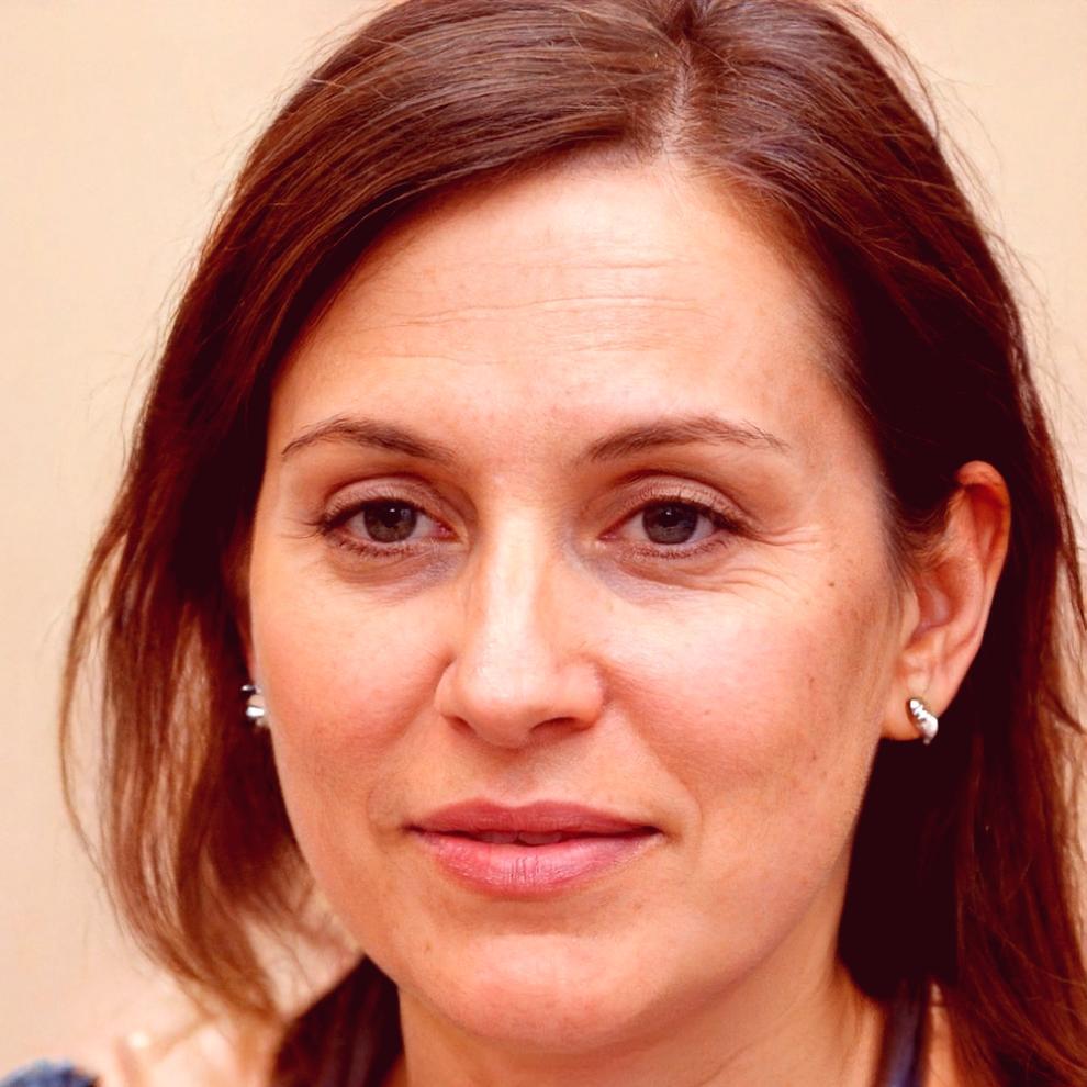 Portret voditeljice Maje Desnica